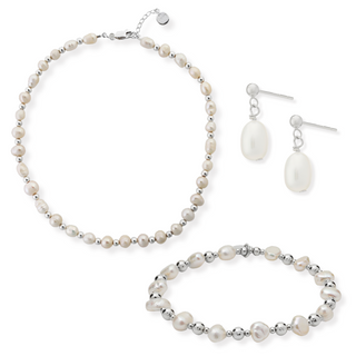 Freshwater Pearl Necklace, Bracelet & Earrings Set