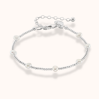 Dainty Beaded Bracelet with Freshwater Pearls