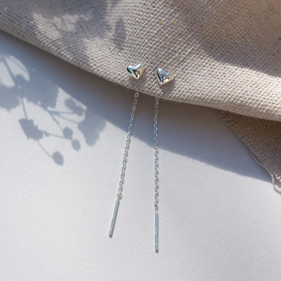 Load image into Gallery viewer, Puffed Heart Threader Earrings

