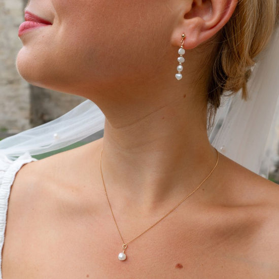 Load image into Gallery viewer, Single Freshwater Pearl Necklace, Bracelet &amp;amp; Earrings Bridal Jewellery Set
