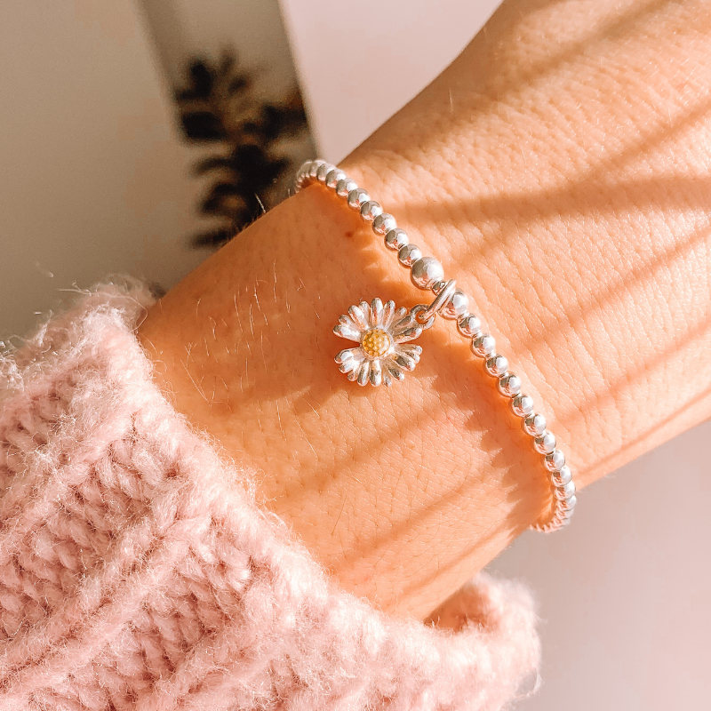 Daisy Flower Charm Bracelet